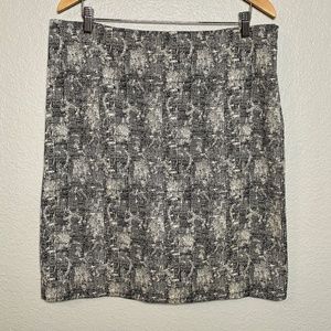 MM LaFleur Graphic Pencil Skirt Black and Cream Size 16